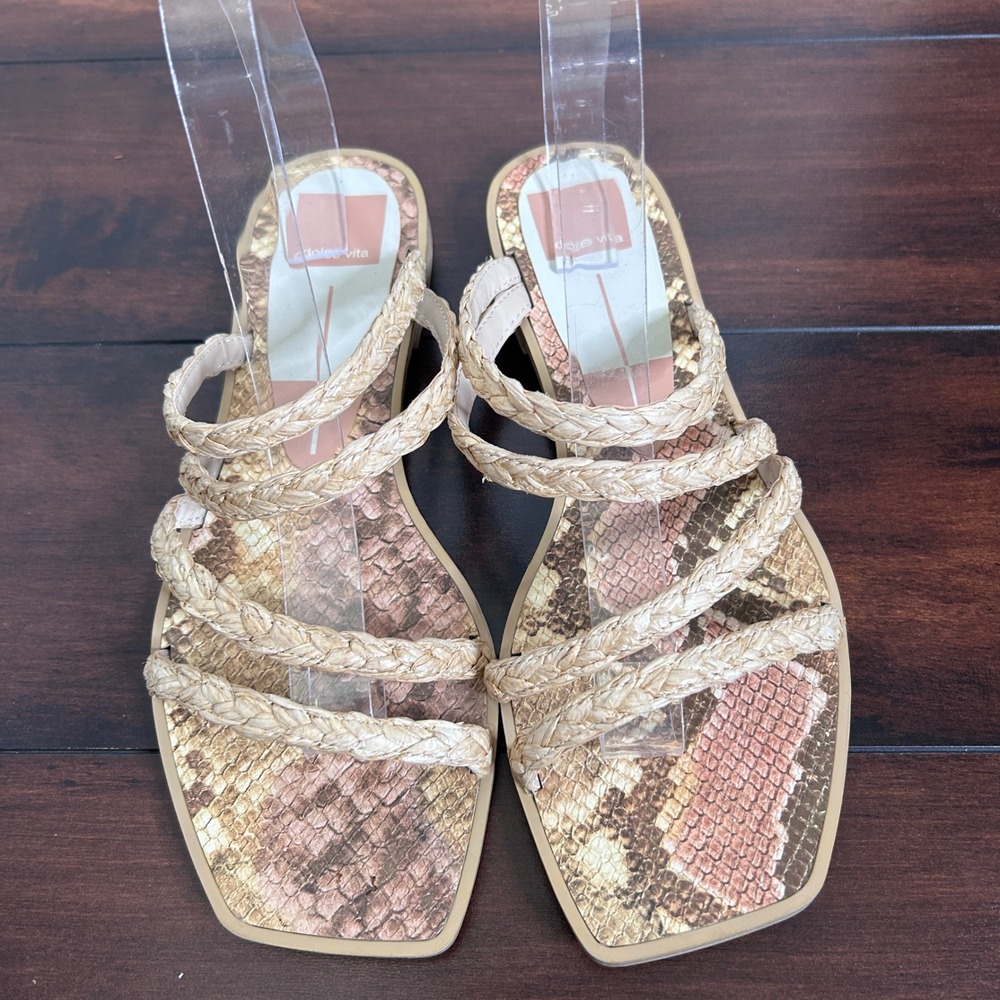 NWOB Dolce Vita Women's Izabel Sandals Light Natural Raffia size 8.5 Tan